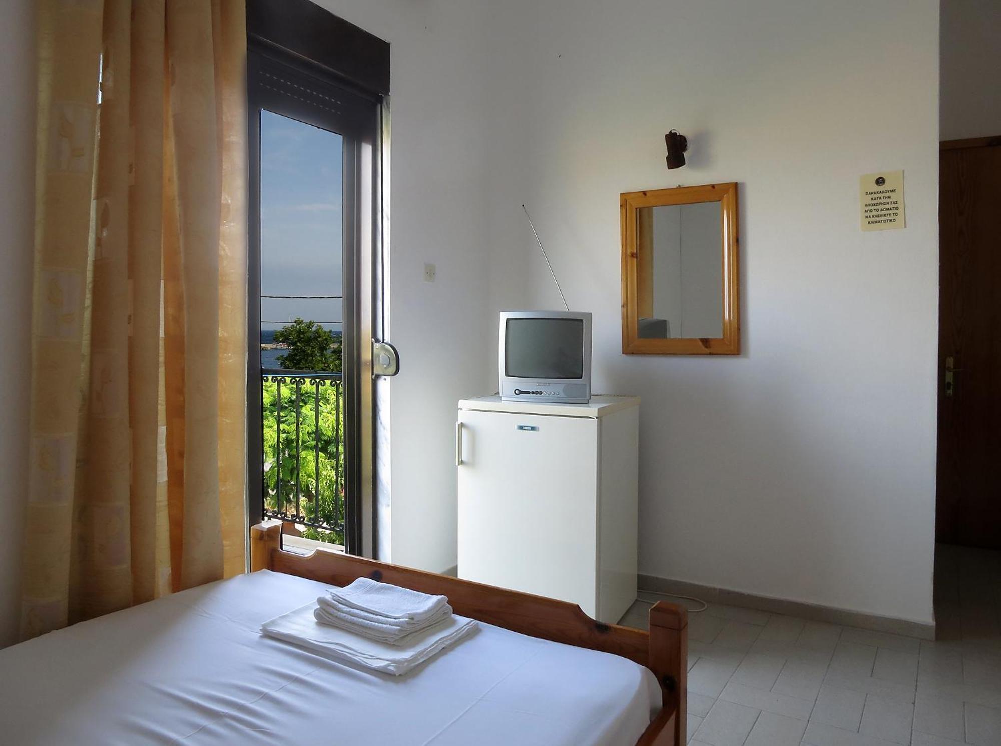 Thanasis Matsas Rooms Kamariotissa Exterior foto