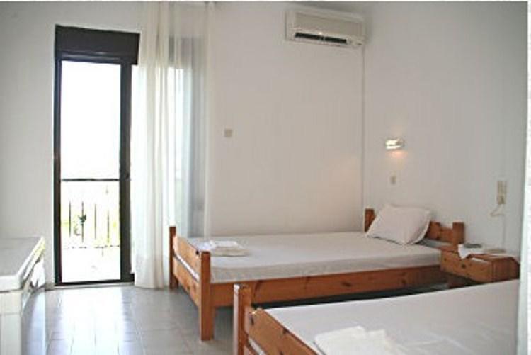 Thanasis Matsas Rooms Kamariotissa Quarto foto